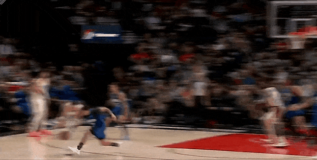 开云体育app下载-Rookie遭遇十五持续失利，雄鹿教练压力巨大！-开云体育app下载